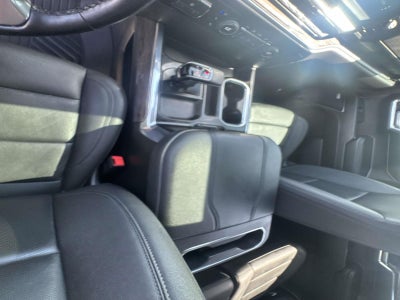 2024 Chevrolet Silverado 1500 4WD Crew Cab Short Bed LTZ