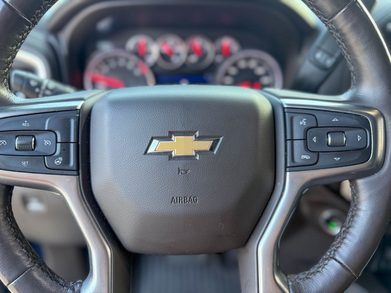 2020 Chevrolet Silverado 1500 4WD Crew Cab Short Bed LTZ