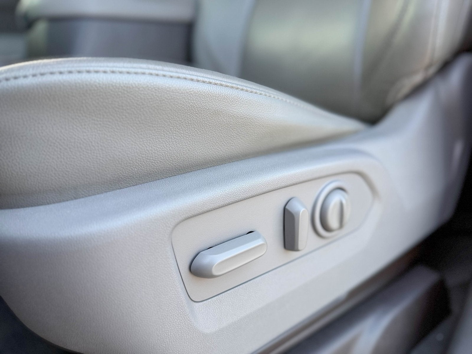 2020 Chevrolet Silverado 1500 4WD Crew Cab Short Bed LTZ