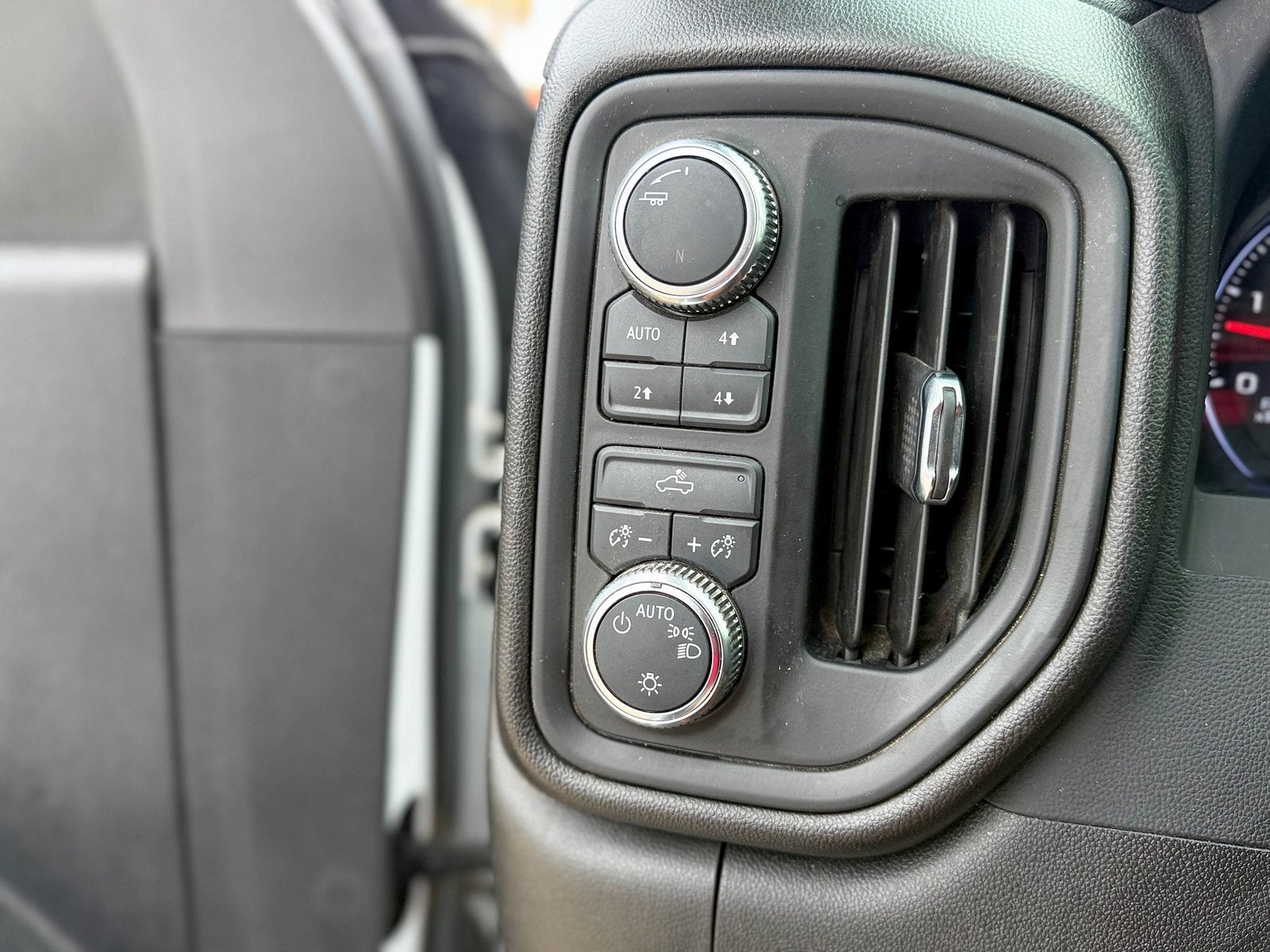 2022 GMC Sierra 3500HD Chassis Pro