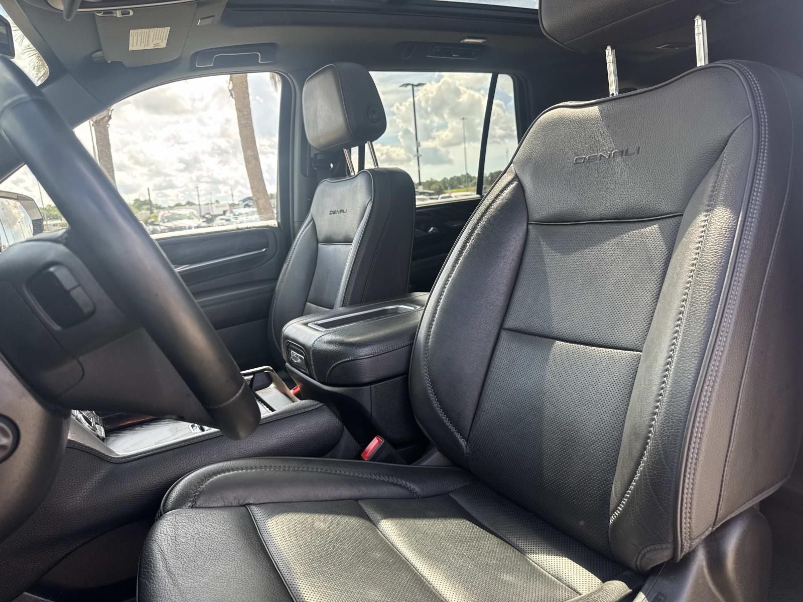 2023 GMC Yukon 4WD Denali