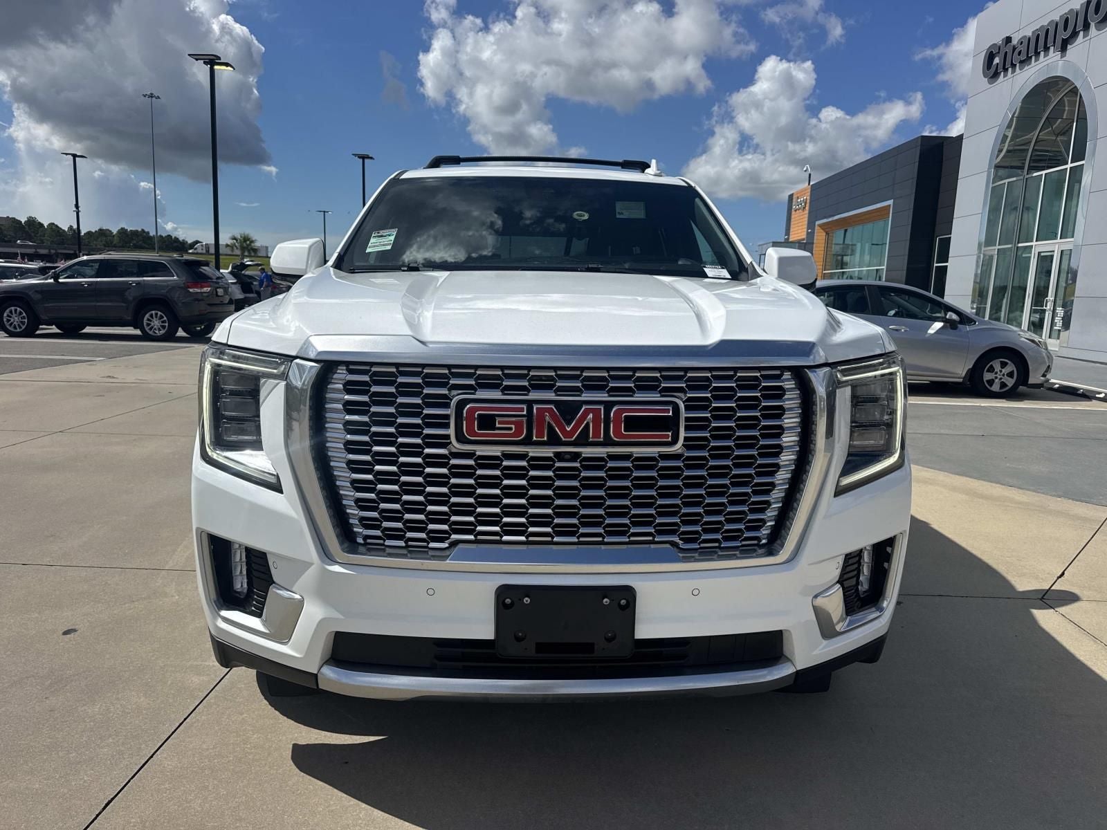2023 GMC Yukon 4WD Denali
