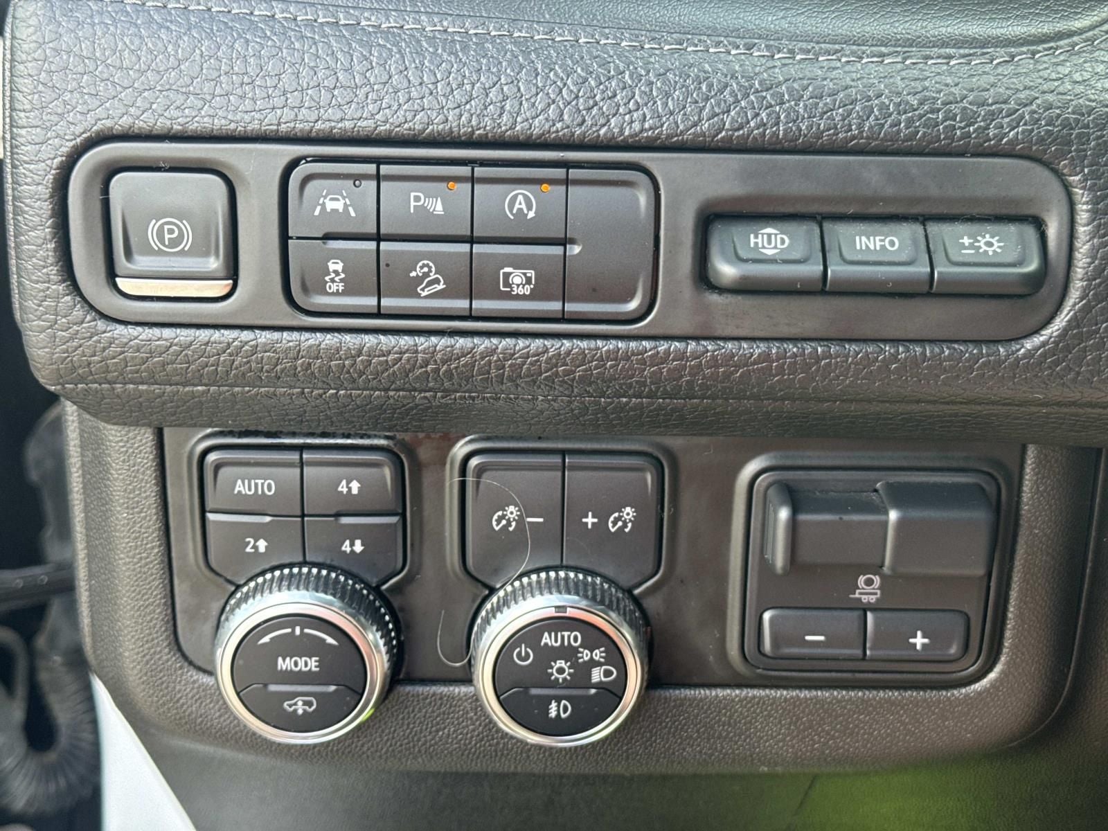 2023 GMC Yukon 4WD Denali