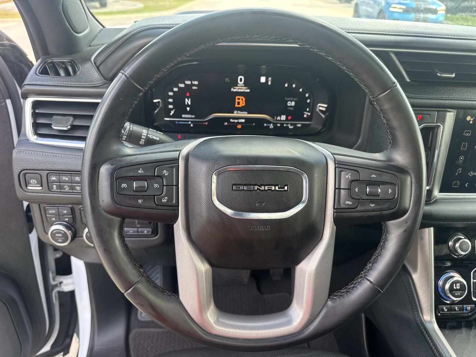 2023 GMC Yukon 4WD Denali