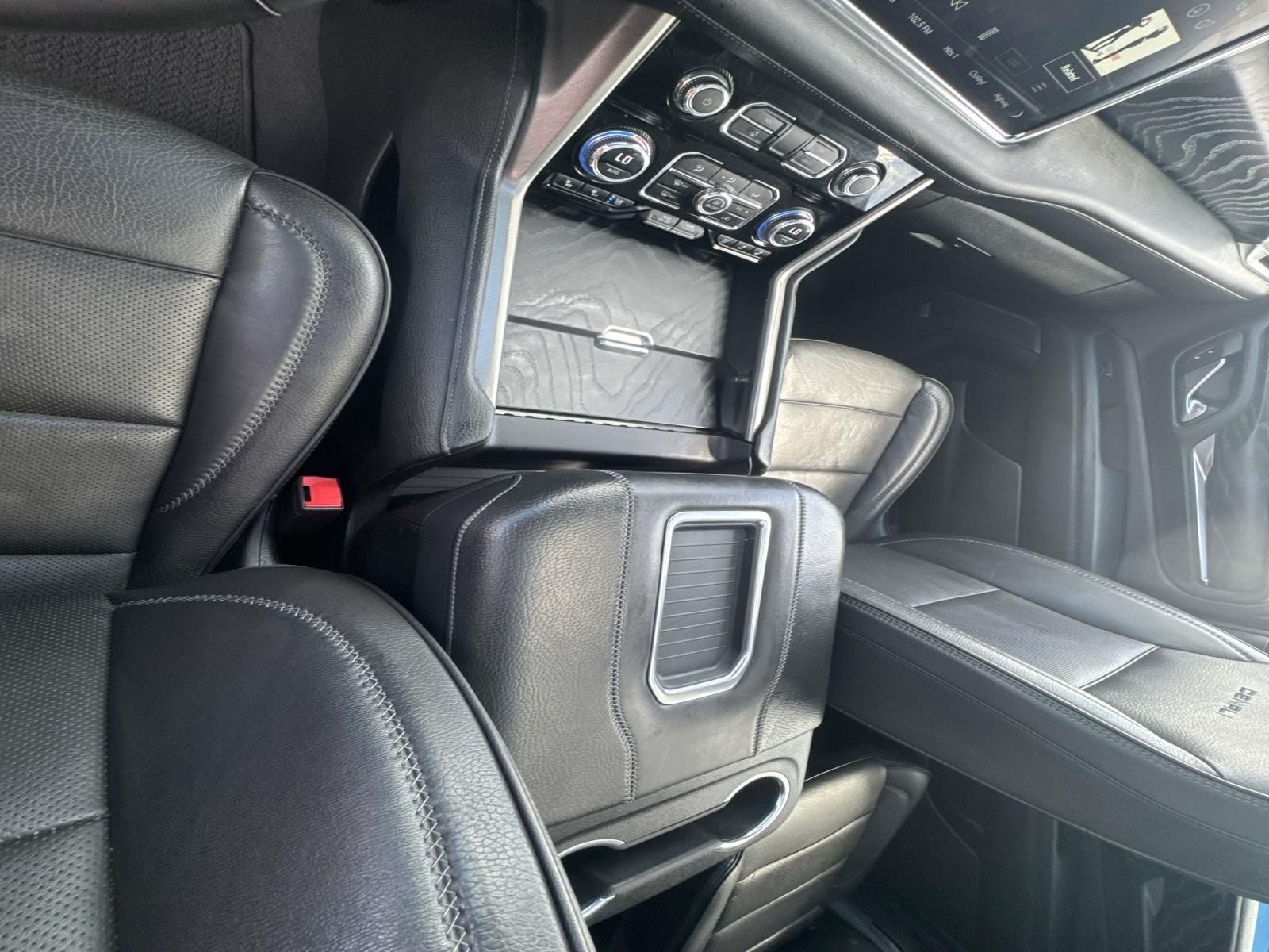 2023 GMC Yukon 4WD Denali