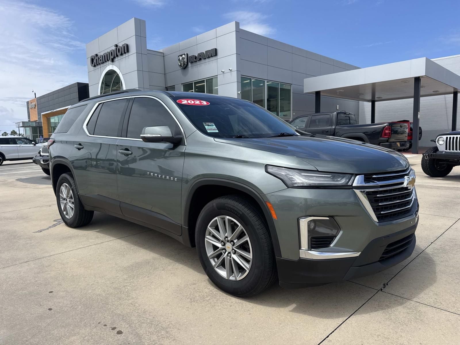 2023 Chevrolet Traverse FWD 1LT's photo