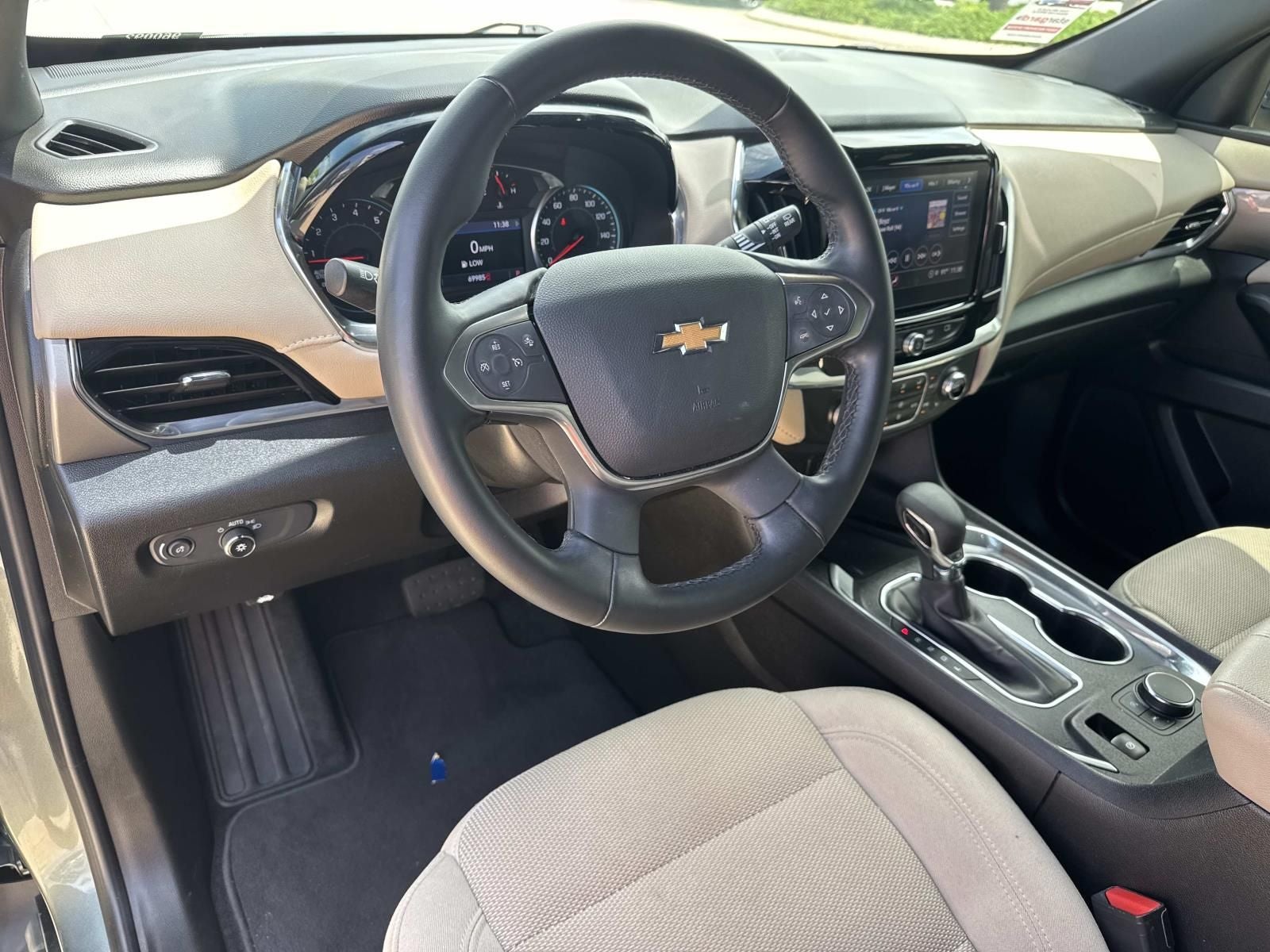 2023 Chevrolet Traverse FWD LT Cloth