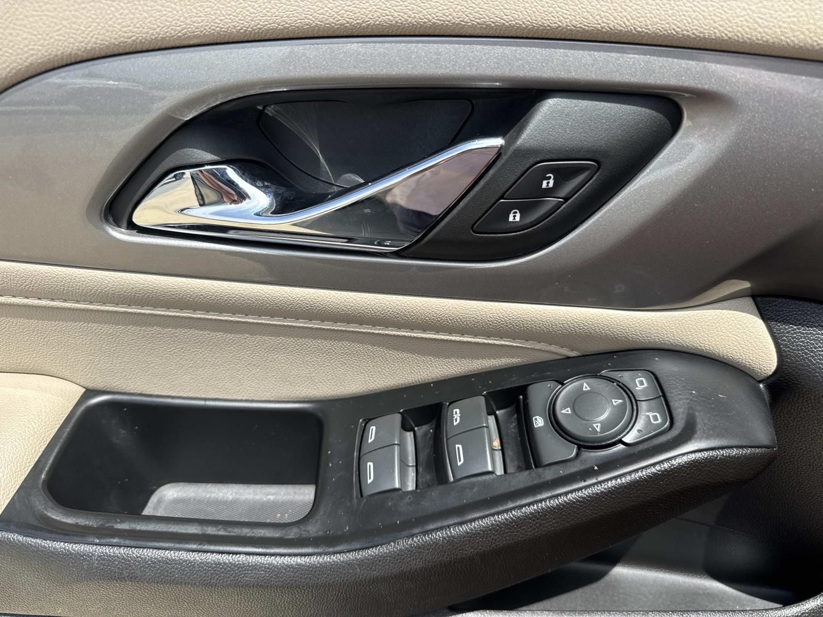 2023 Chevrolet Traverse FWD LT Cloth
