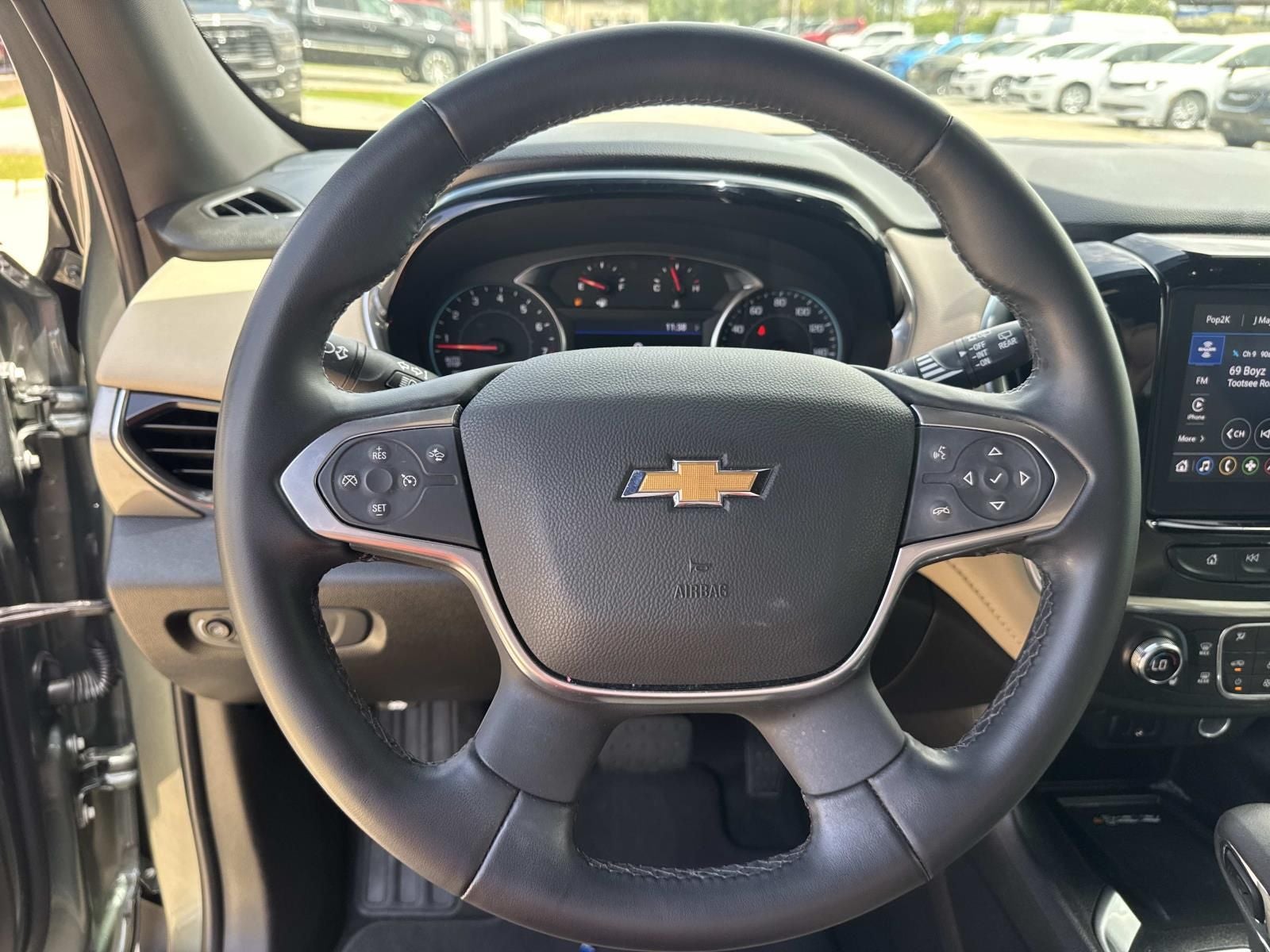 2023 Chevrolet Traverse FWD LT Cloth