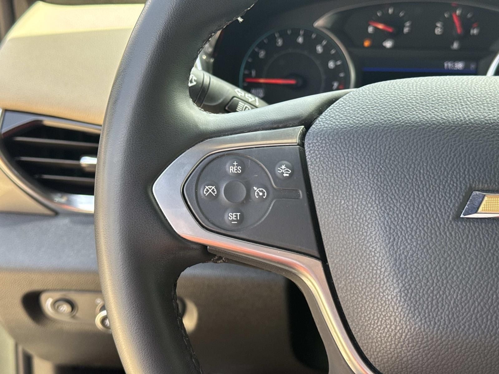 2023 Chevrolet Traverse FWD LT Cloth