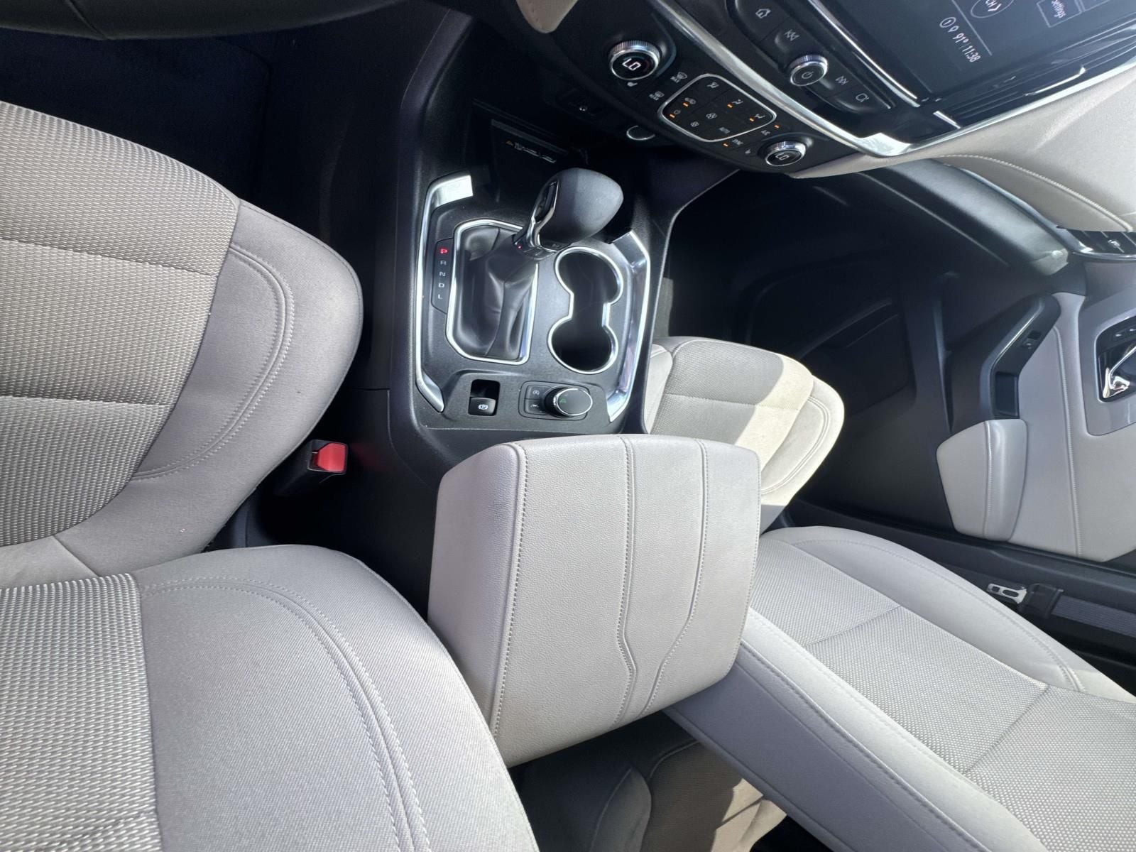 2023 Chevrolet Traverse FWD LT Cloth