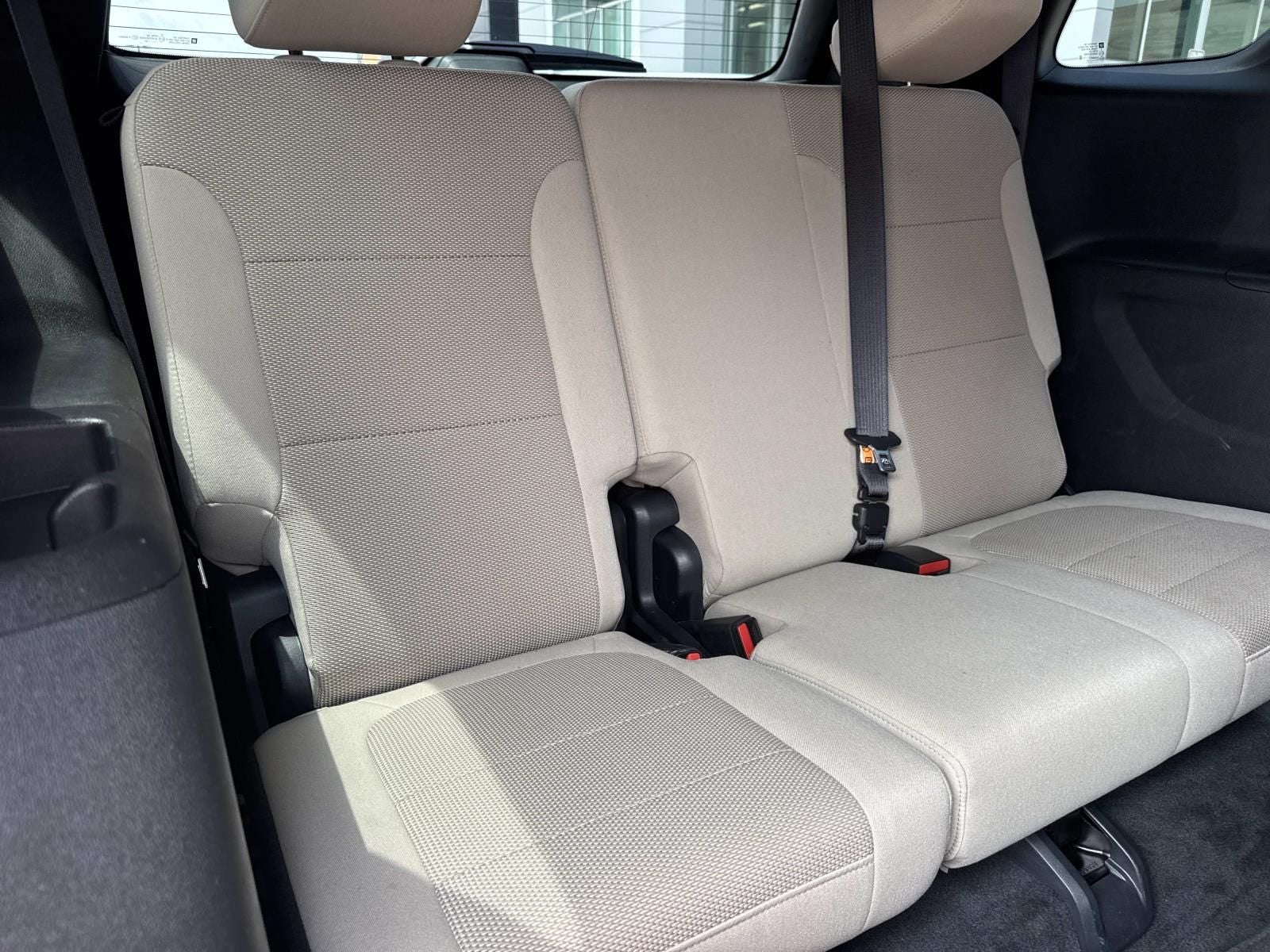 2023 Chevrolet Traverse FWD LT Cloth