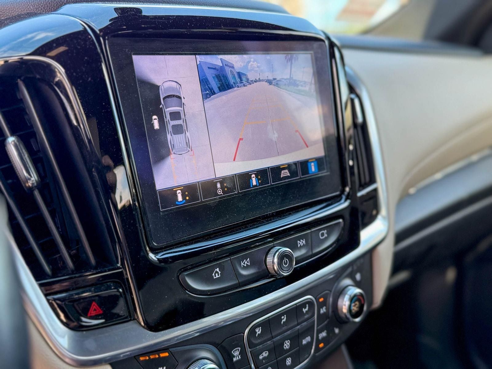 2022 Chevrolet Traverse FWD Premier