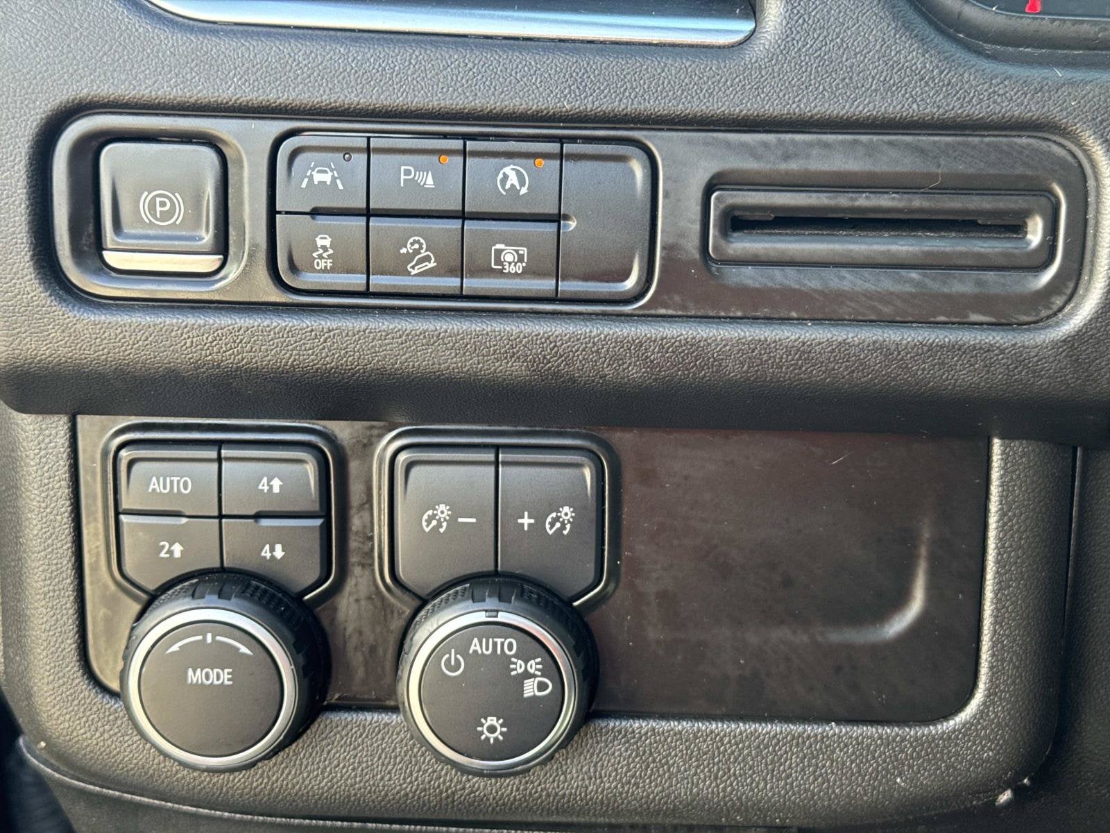 2023 Chevrolet Tahoe 4WD Z71