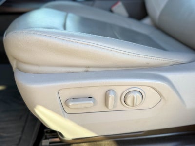 2023 GMC Sierra 2500HD 4WD Crew Cab Standard Bed SLT