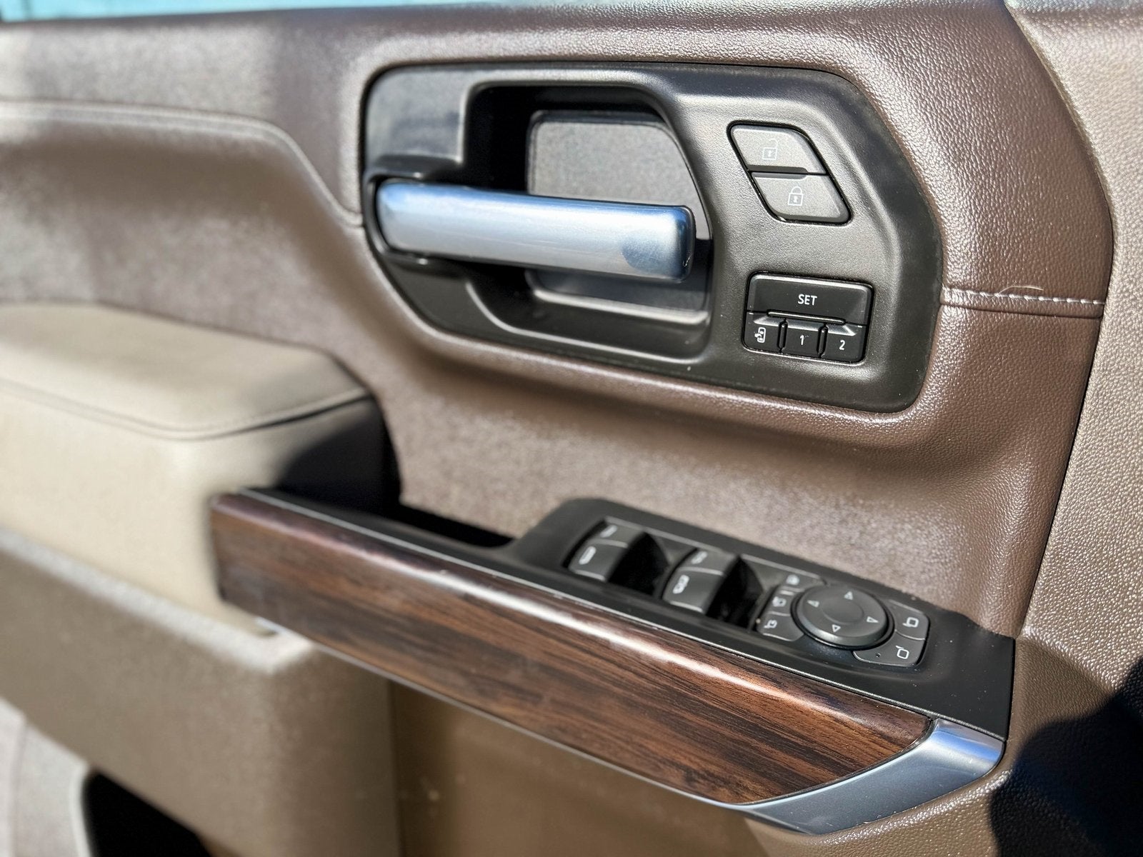 2023 GMC Sierra 2500HD 4WD Crew Cab Standard Bed SLT