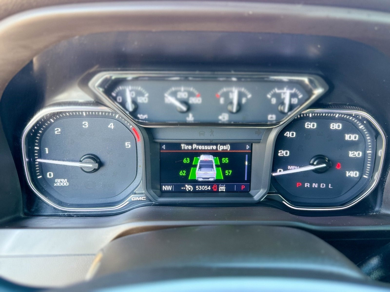 2023 GMC Sierra 2500HD 4WD Crew Cab Standard Bed SLT