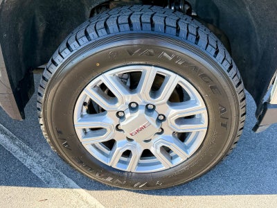 2023 GMC Sierra 2500HD 4WD Crew Cab Standard Bed SLT