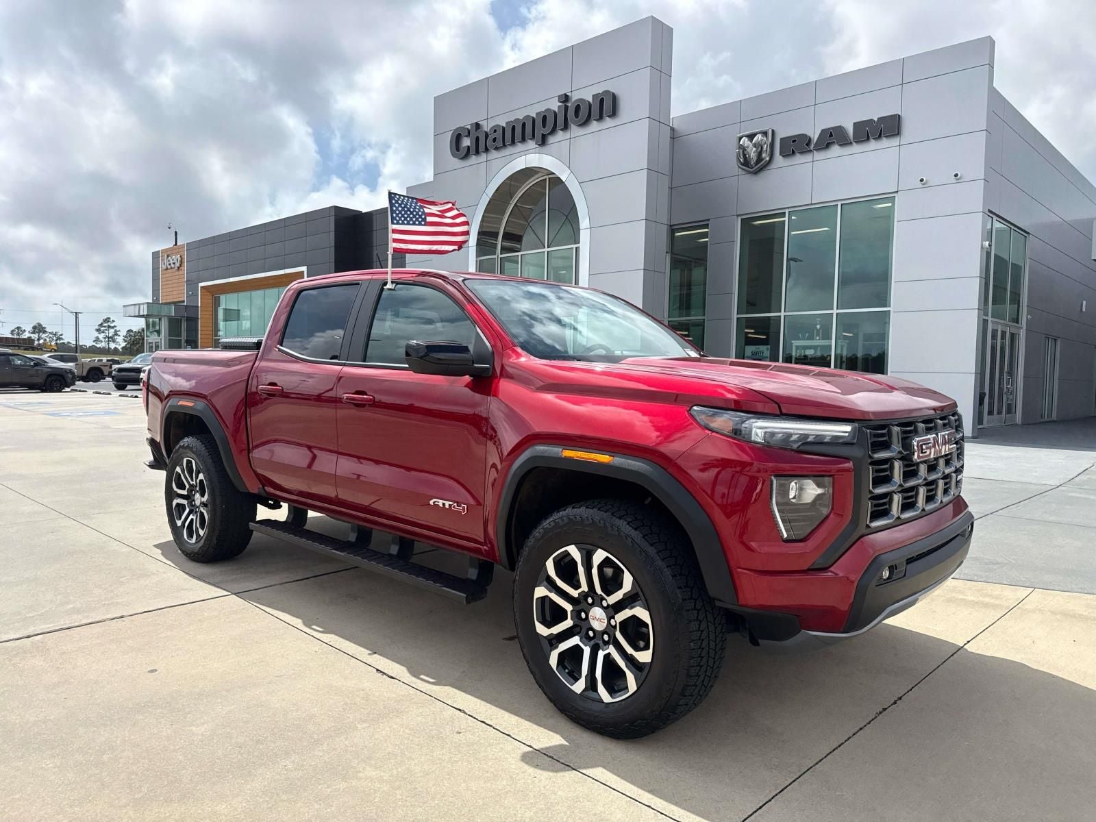 2023 GMC Canyon 4WD Crew Cab Short Box AT4