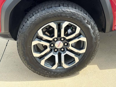 2023 GMC Canyon 4WD Crew Cab Short Box AT4