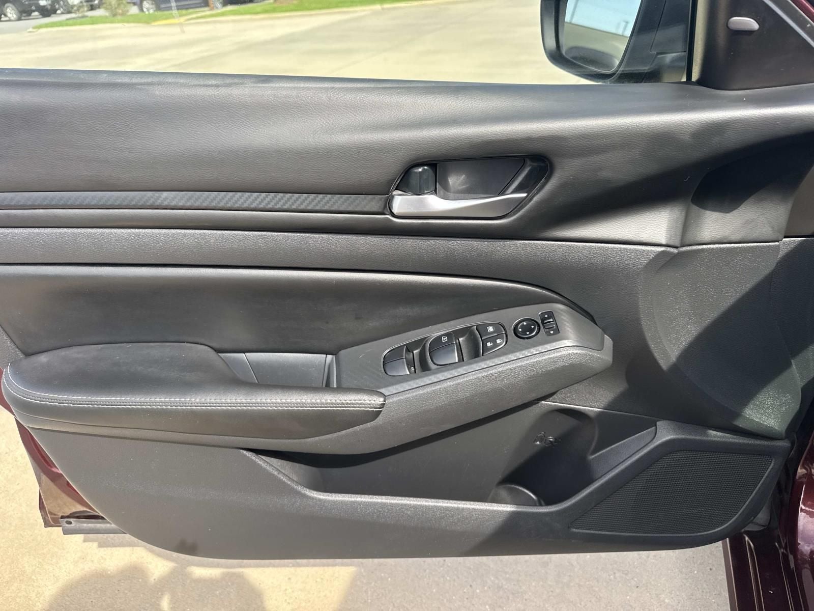 2024 Nissan Altima SV FWD