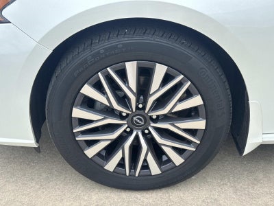 2023 Nissan Altima SV FWD