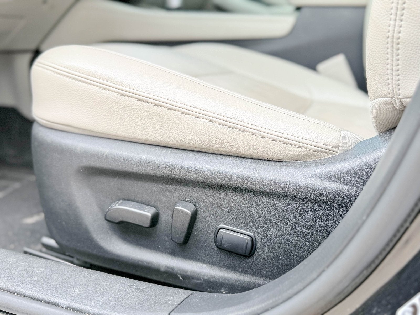 2023 Nissan Altima SL FWD