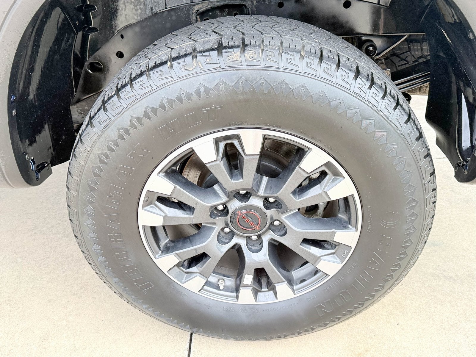 2023 Nissan TITAN Crew Cab PRO-4X 4x4