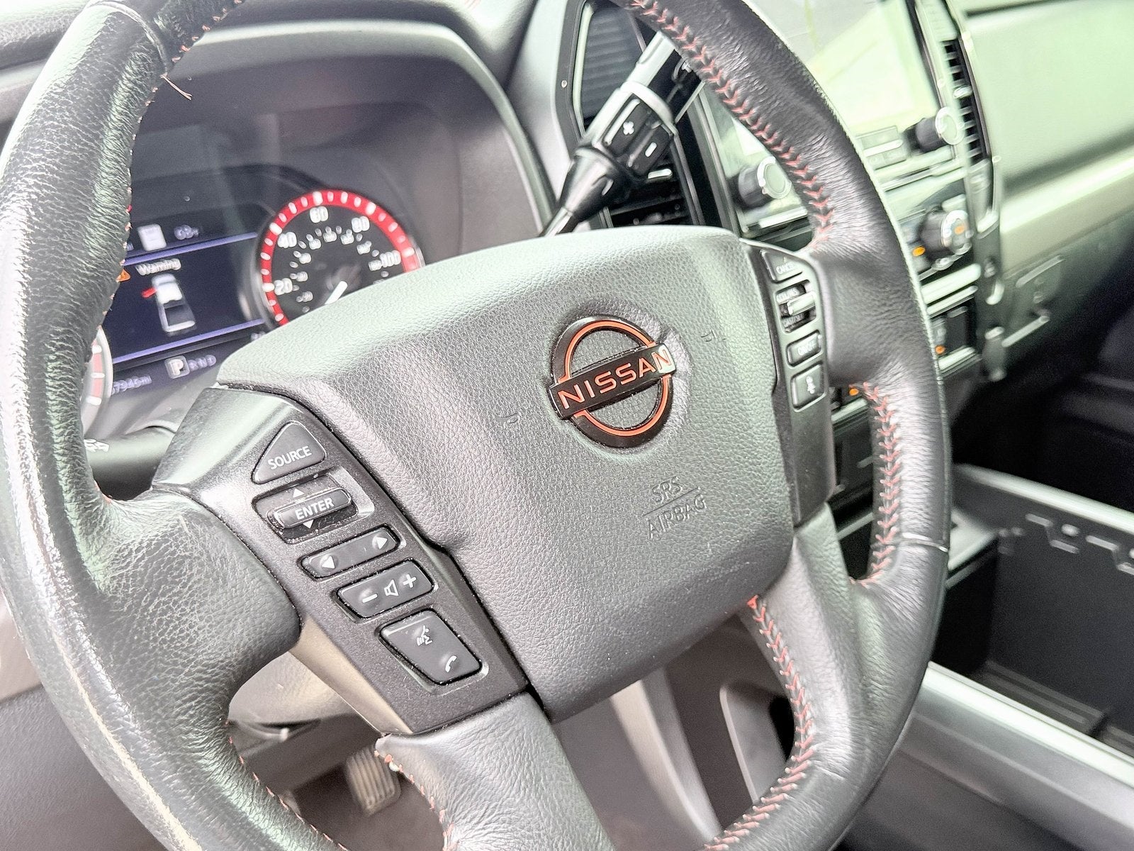 2023 Nissan TITAN Crew Cab PRO-4X 4x4