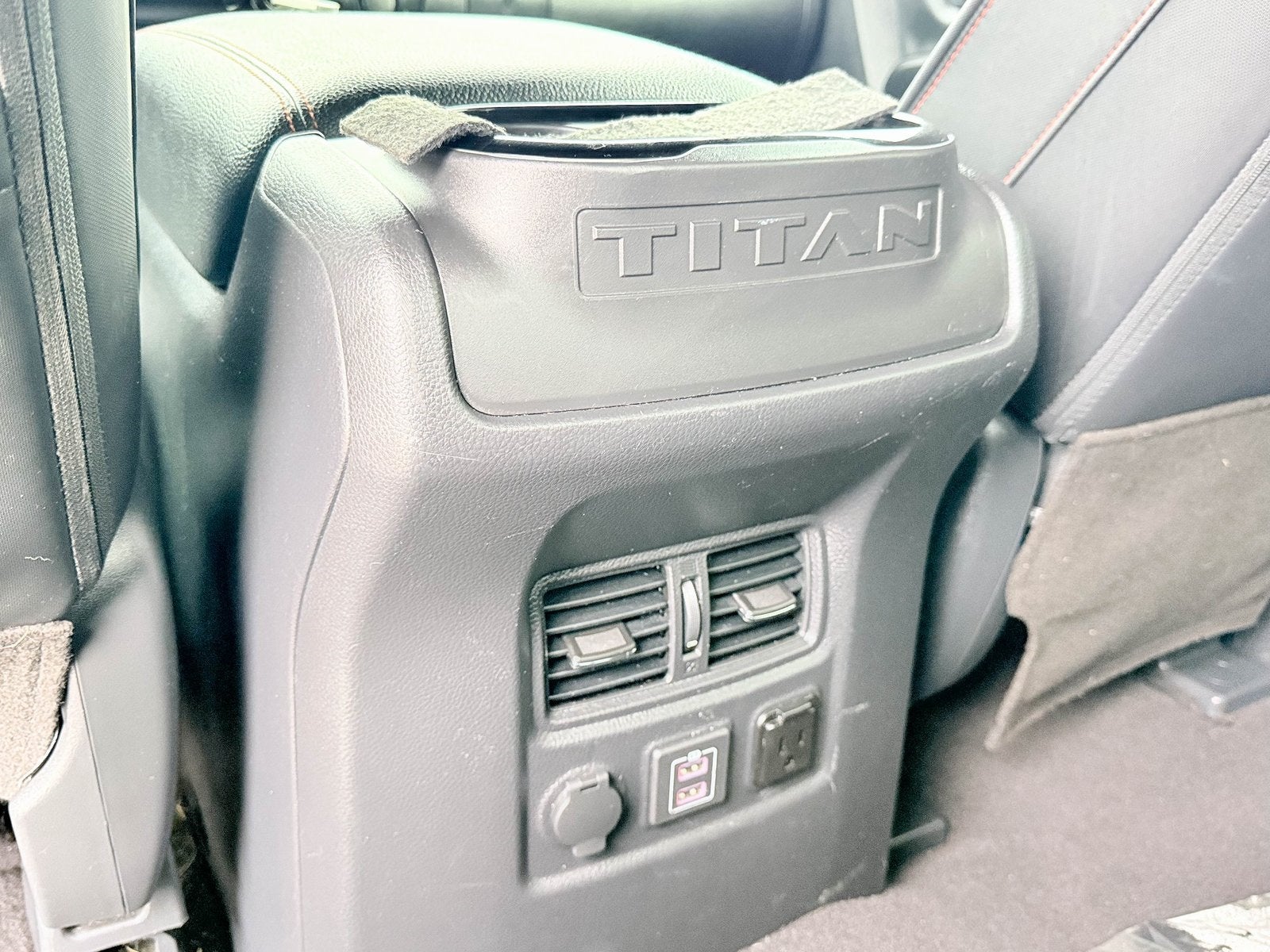 2023 Nissan TITAN Crew Cab PRO-4X 4x4