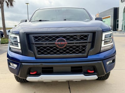 2023 Nissan TITAN Crew Cab PRO-4X 4x4
