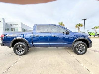 2023 Nissan TITAN Crew Cab PRO-4X 4x4