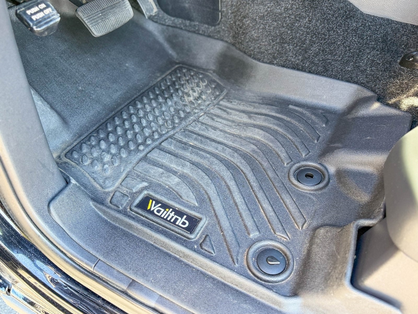 2024 Nissan Frontier Crew Cab PRO-X 4x2