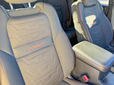 2024 Nissan Frontier Crew Cab PRO-X 4x2