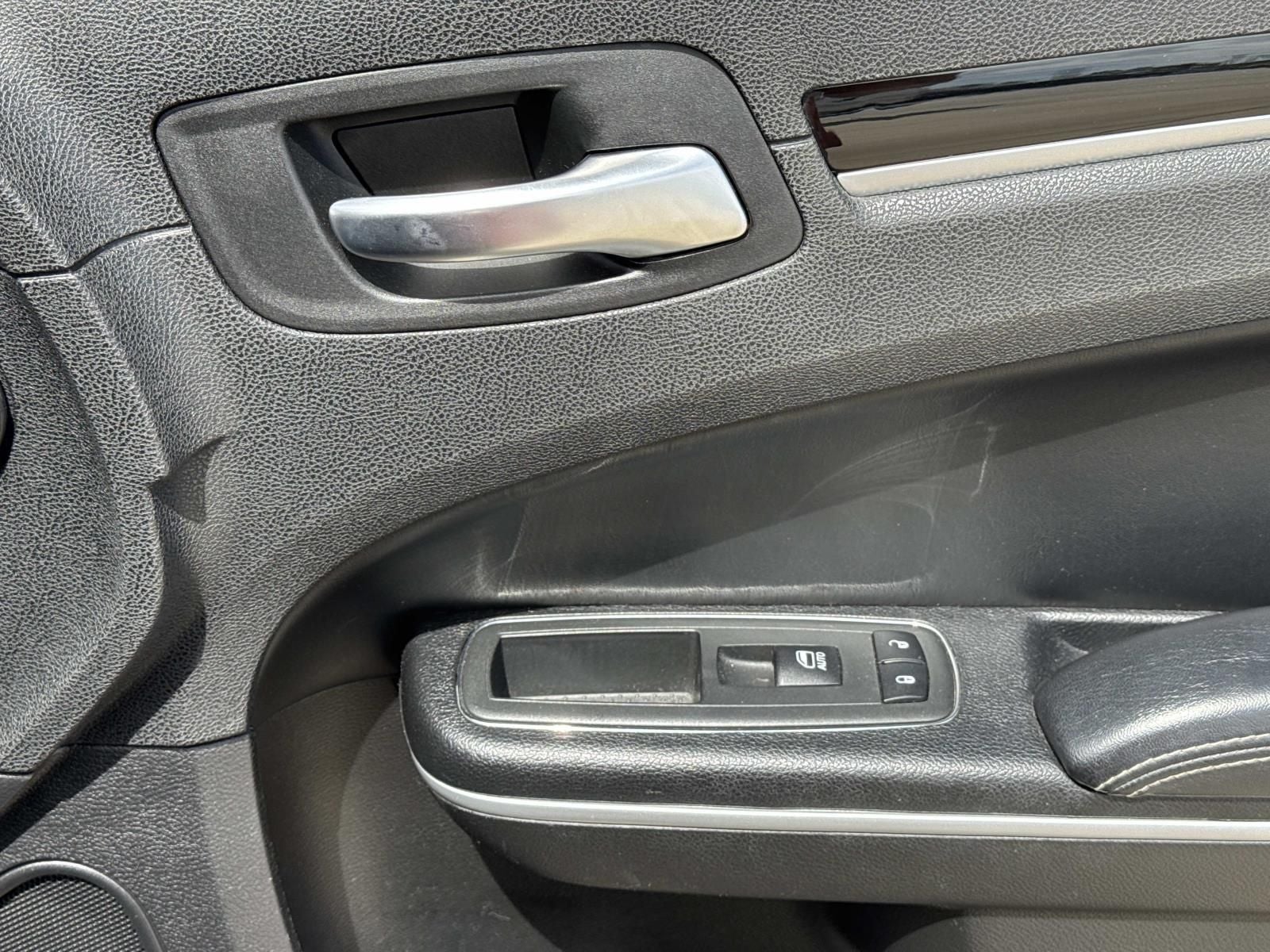 2019 Chrysler 300 300S