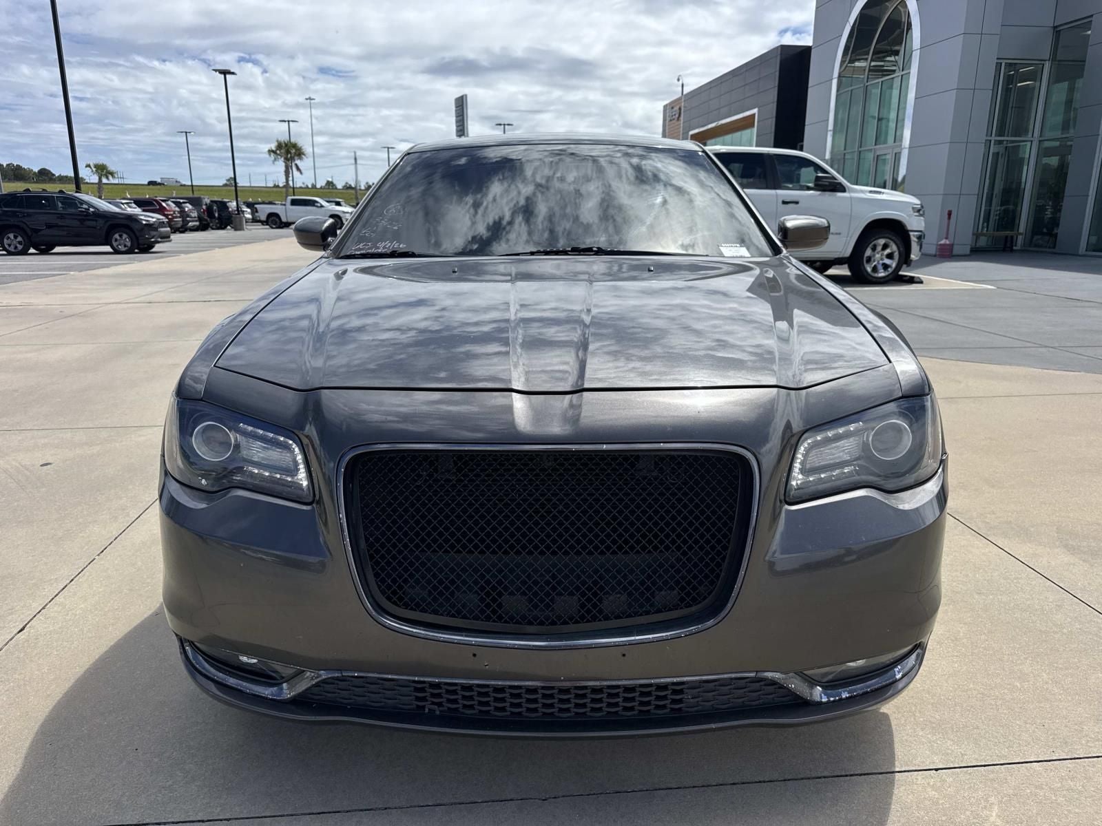 2019 Chrysler 300 300S