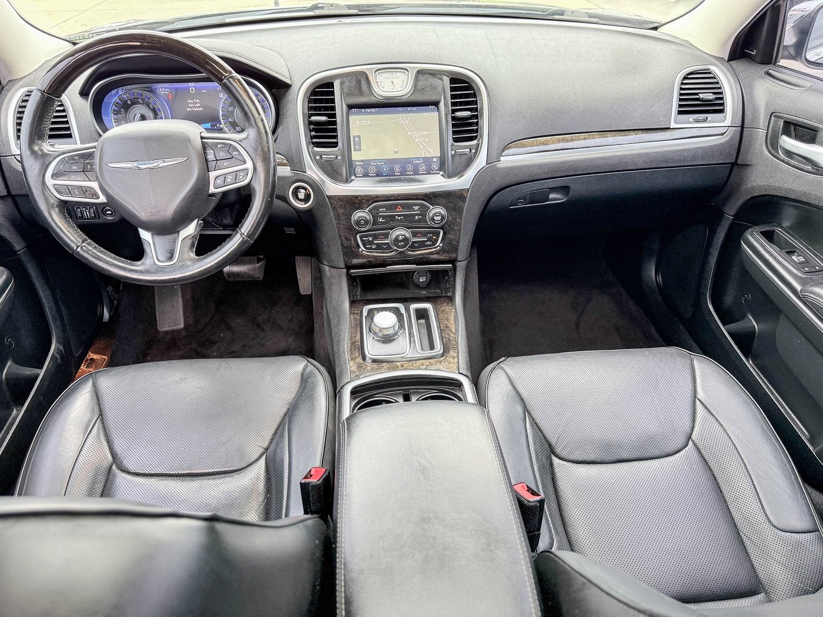 2017 Chrysler 300C 300C