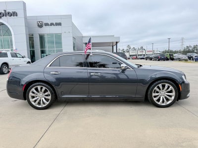 2017 Chrysler 300C 300C