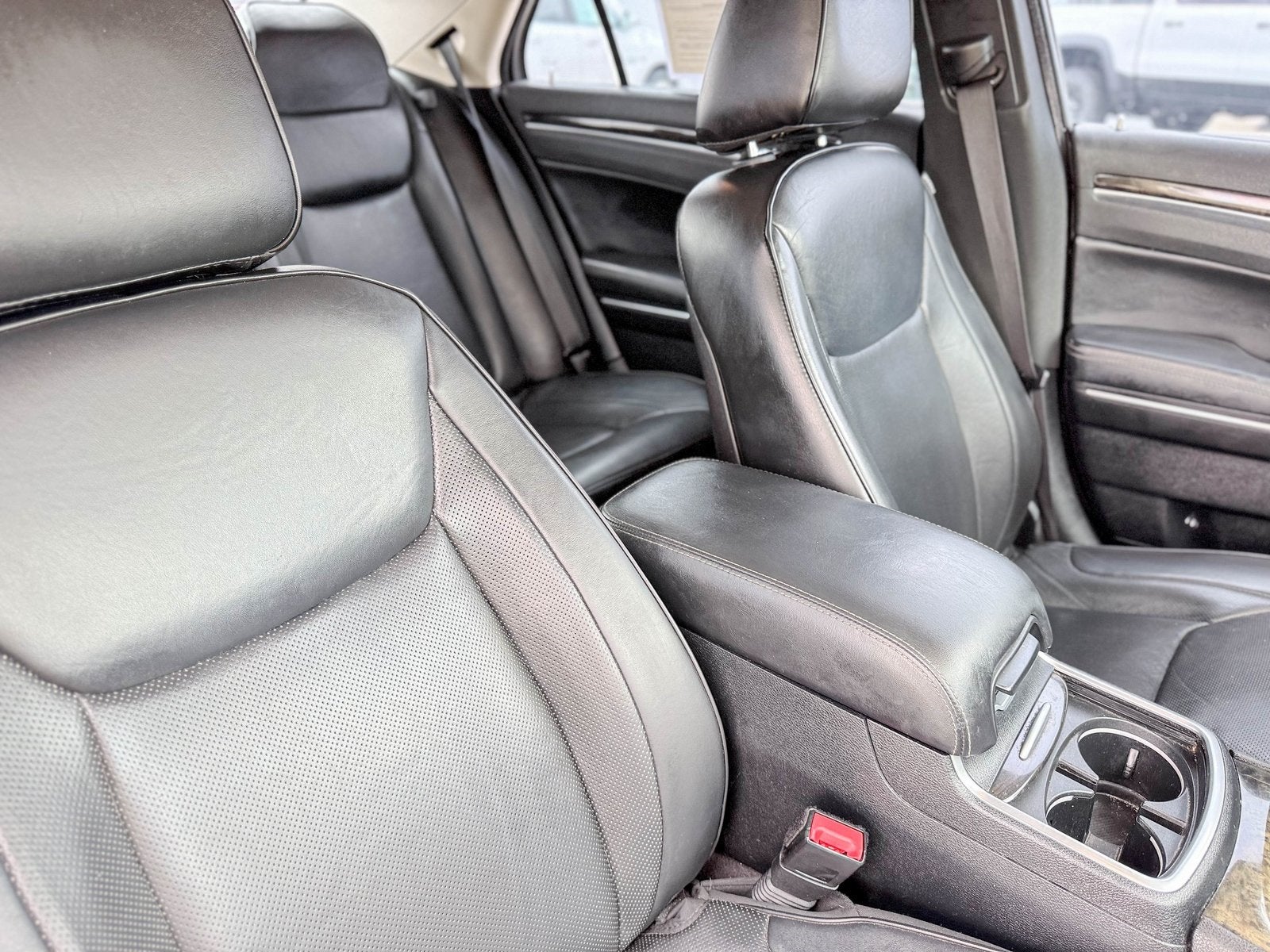 2017 Chrysler 300C 300C