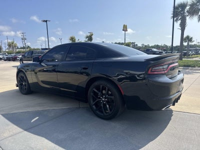 2022 Dodge Charger SXT RWD