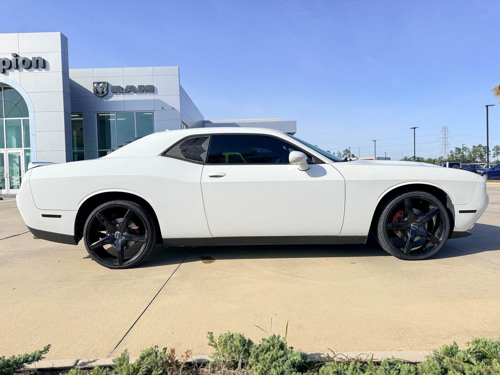 2019 Dodge Challenger SXT