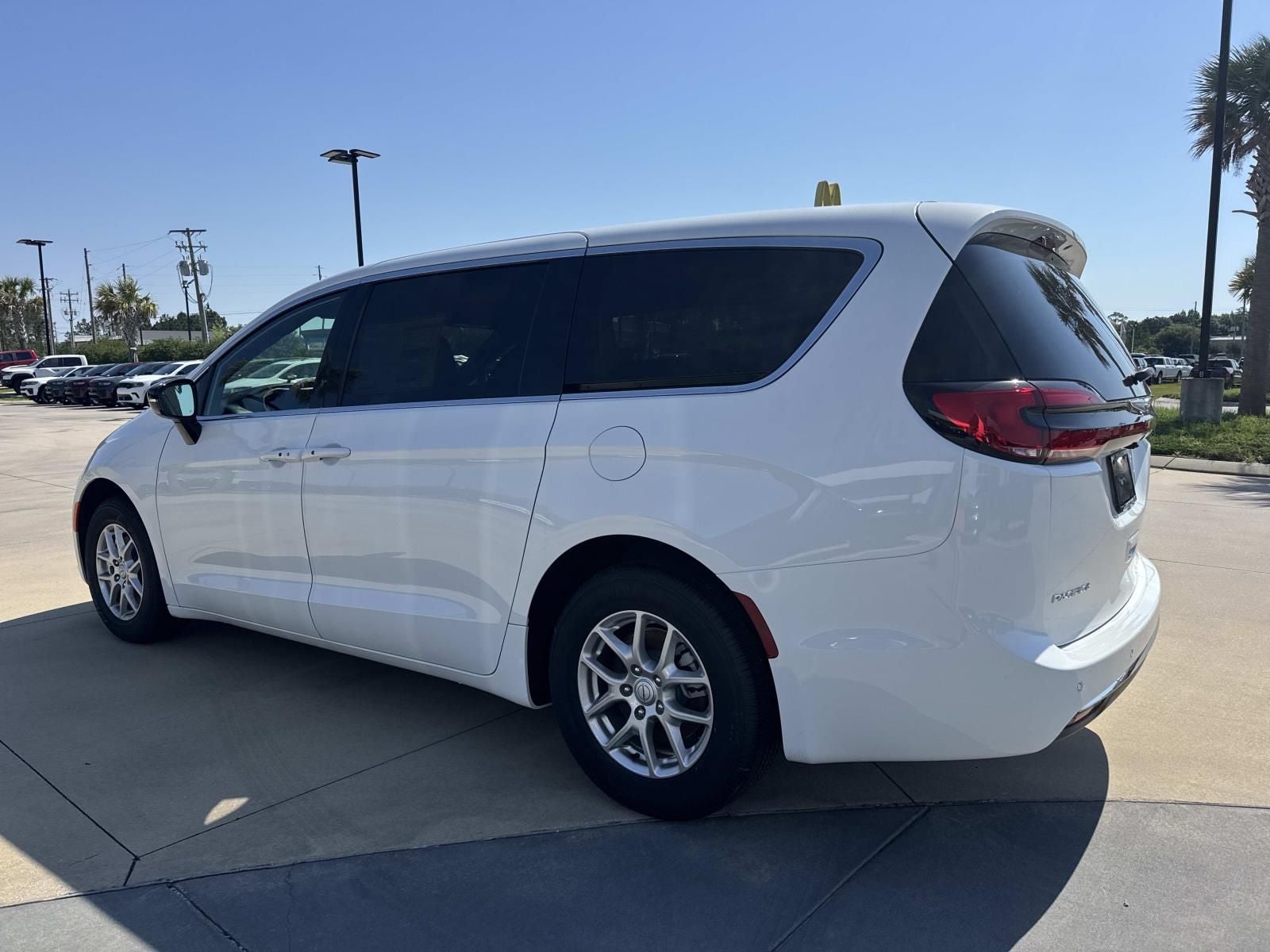 2026 Chrysler Pacifica PACIFICA SELECT
