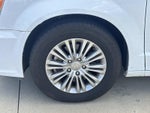 2016 Chrysler Town & Country Touring-L