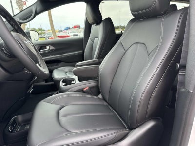 2026 Chrysler Voyager VOYAGER LX