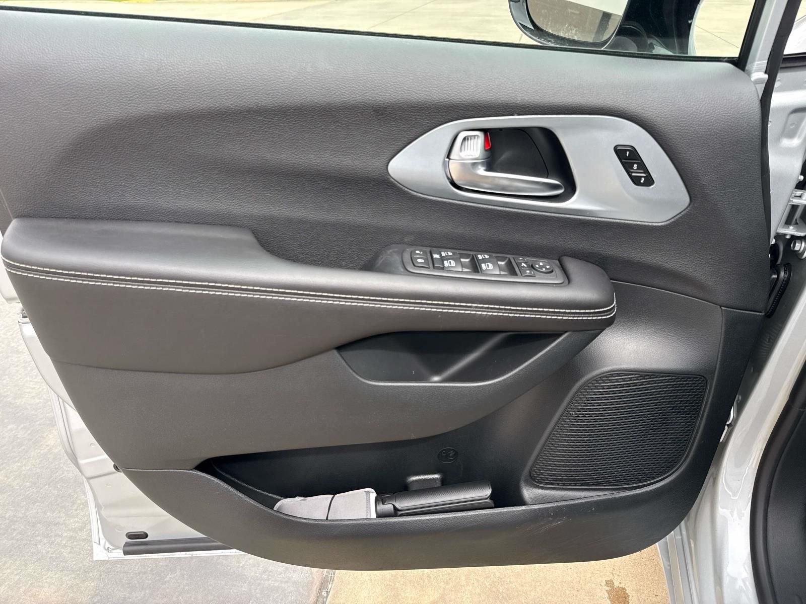 2026 Chrysler Pacifica PACIFICA LIMITED