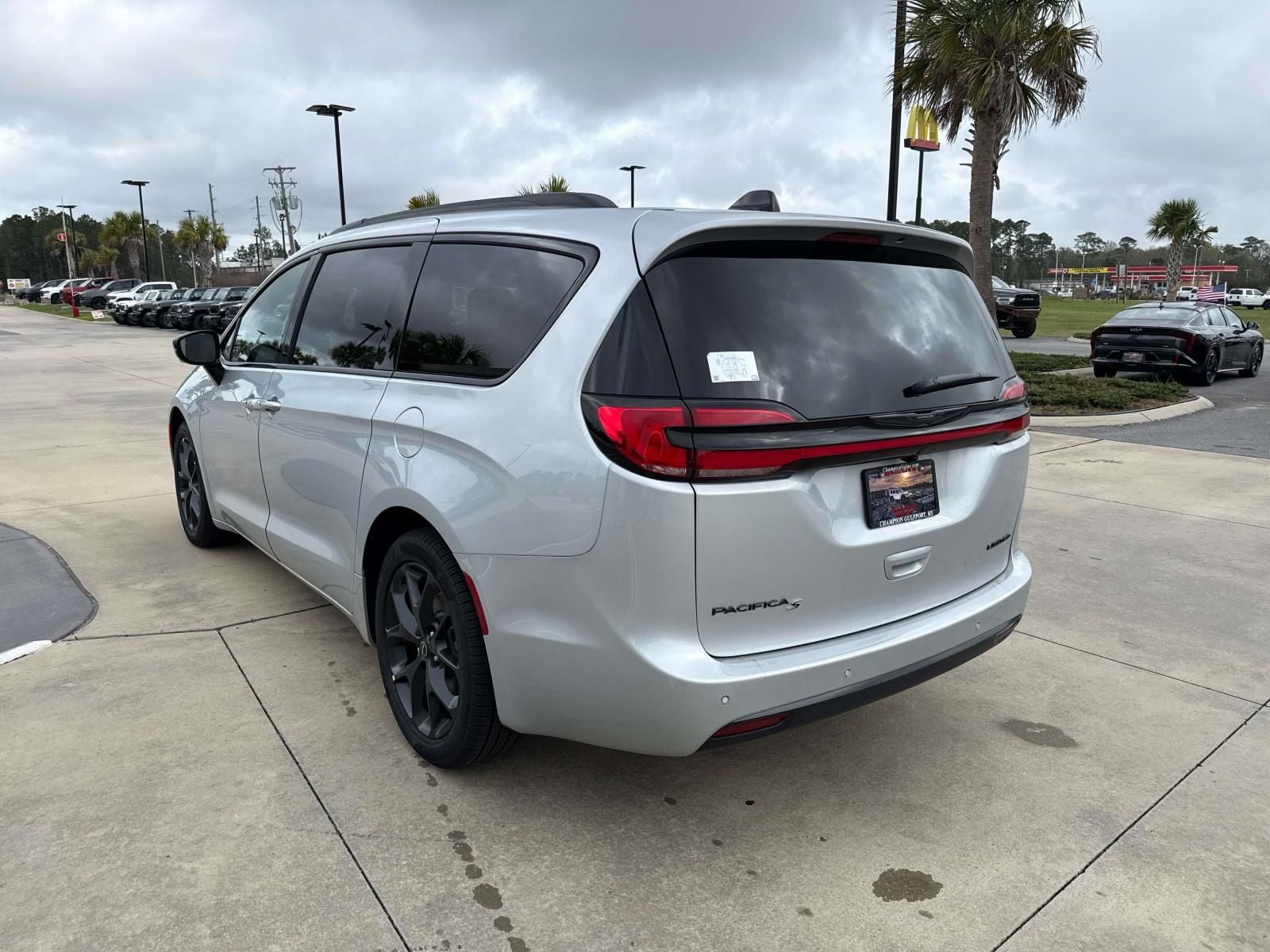 2026 Chrysler Pacifica PACIFICA LIMITED