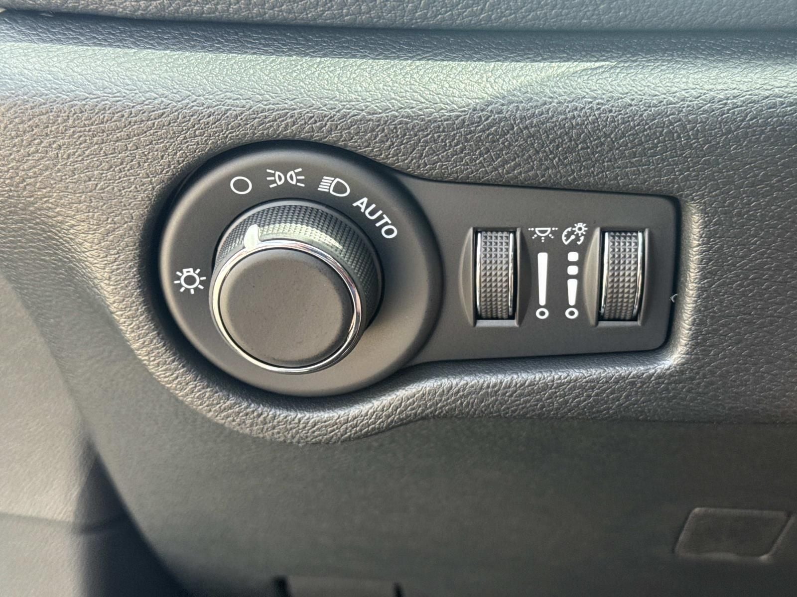 2027 Chrysler Pacifica PACIFICA LIMITED