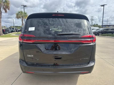 2027 Chrysler Pacifica PACIFICA LIMITED