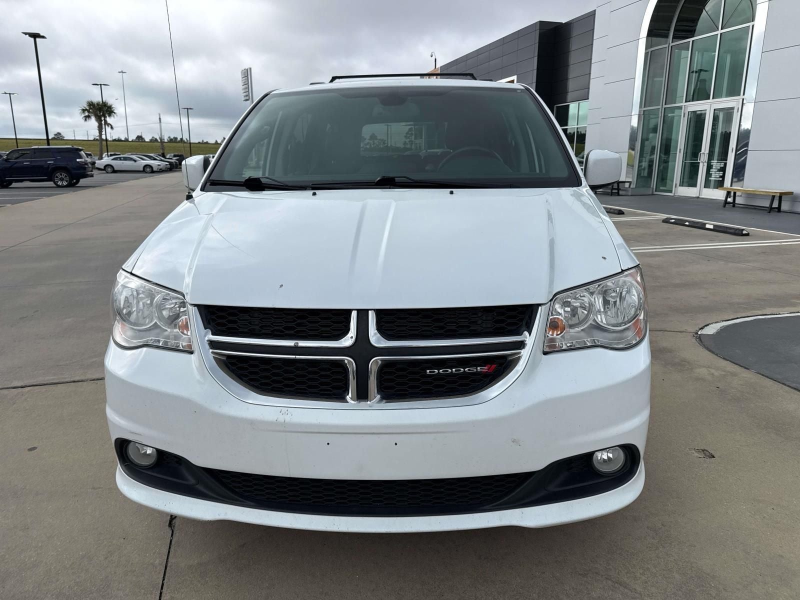 Used 2019 Dodge Grand Caravan SXT with VIN 2C4RDGCG9KR761650 for sale in Gulfport, MS