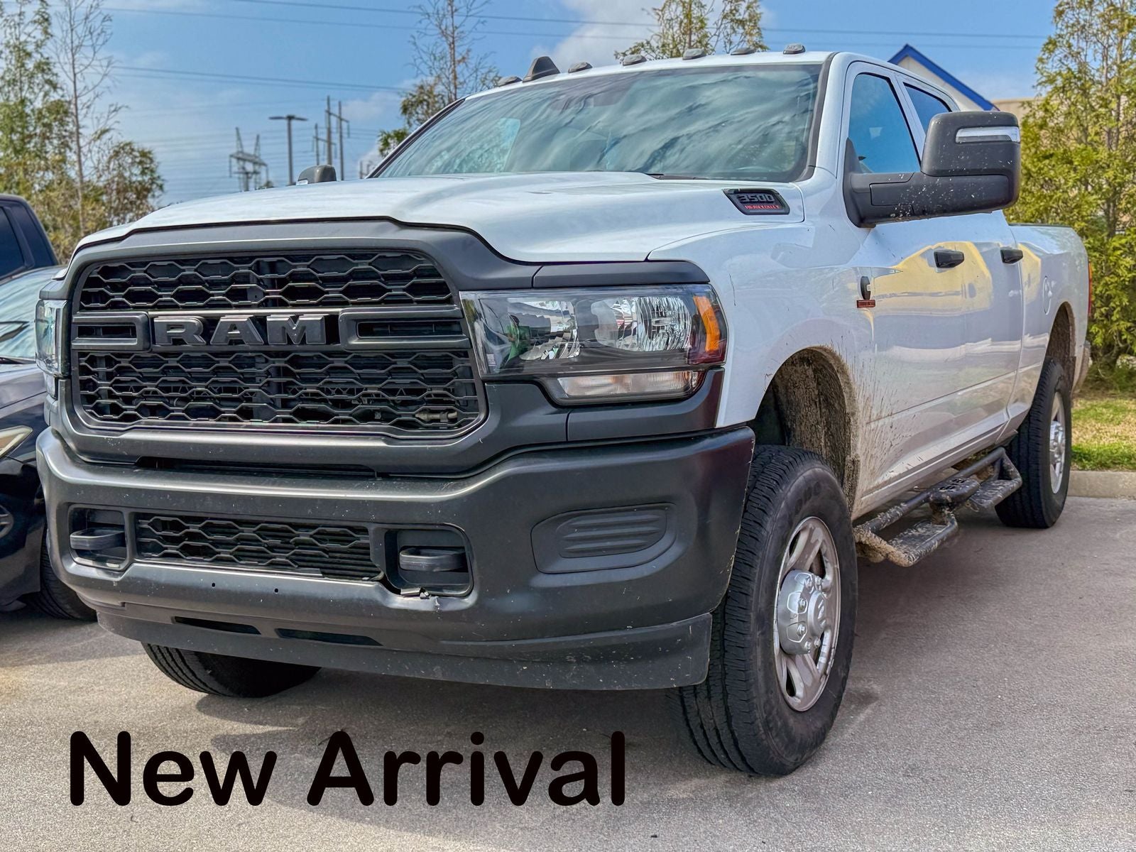 2024 RAM 3500 Tradesman Crew Cab 4x4 6'4' Box